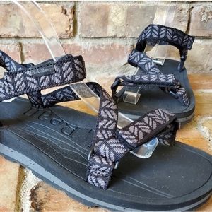 L. L. Bean Katadhin Adjustable sandal